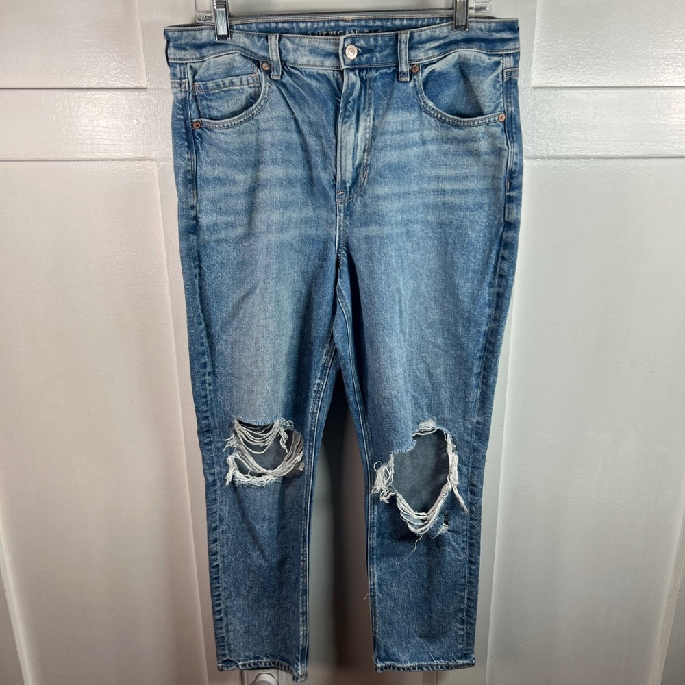 American Eagle Strigid Mom Jeans Womens 12 Short Distressed Ripped Blue Denim